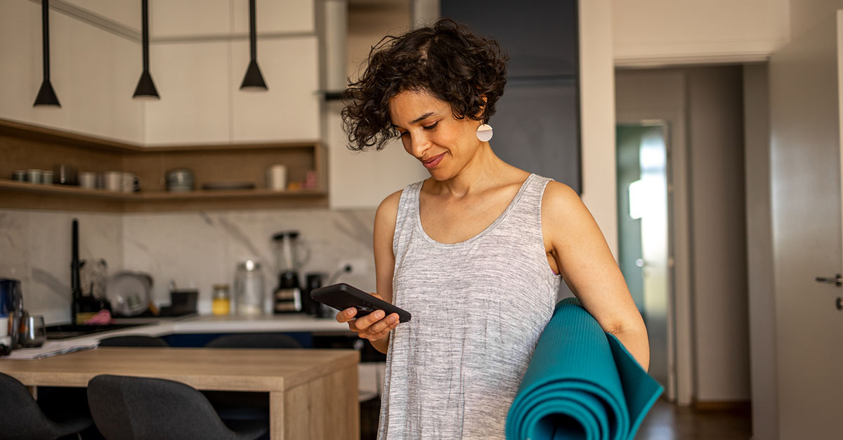 An agent getting ready to exercise